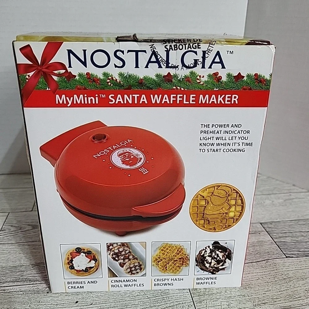 NEWNostalgia MyMini Christmas Santa Waffle Maker‎ Non Stick Easy Clean 5